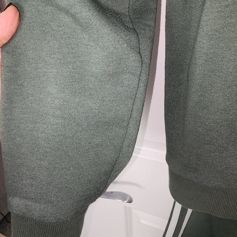 Adidas Green Tracksuit with White Stripes - Picture 8 of 10
